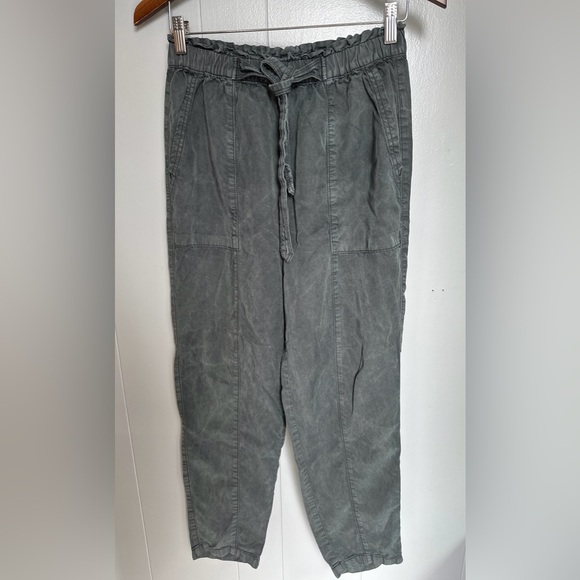 AERIE Washed Grey Drapey Paperbag Lightweight Tie Waist Camp Pant EUC Size Small - Picture 1 of 7